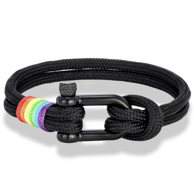 Bracelet manille à dévisser noir avec un détail arc-en-ciel.