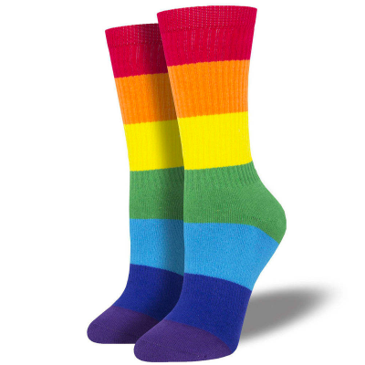 look-chaussettes-pride-rainbow.jpg