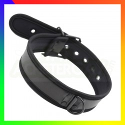 Collier de style dog training noir en spandex avec des anneaux métalliques. Collier de style dog training noir en spandex avec des anneaux métalliques.
